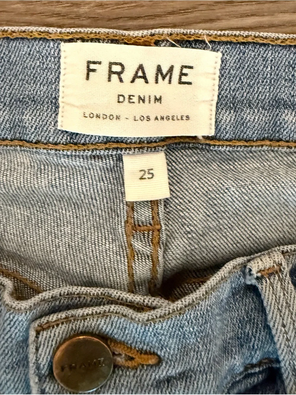 Frame Le Garcon Slit Shadow Hem Norwood Cropped Jean Women’s size 25 Straight - Picture 2 of 7